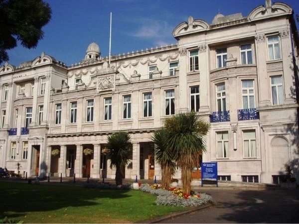 Queen Mary University of London